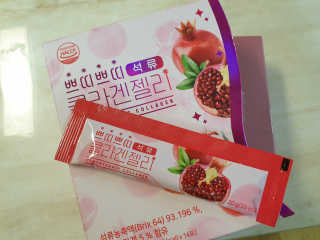 헬스업_쁘띠쁘띠석류콜라겐젤리_20g x 14포 — 5점을 준 리뷰어가 2020년 8월 올린 사용 사진