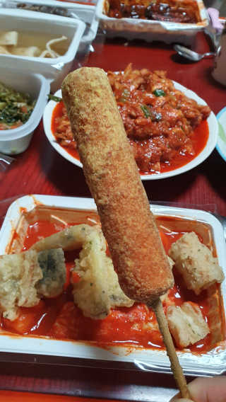 죠스떡볶이 [죠스푸드] 짜빠떡볶이+떡또그+범벅만두 신메뉴 3종 — 3점을 준 리뷰어가 2020년 5월 올린 사용 사진