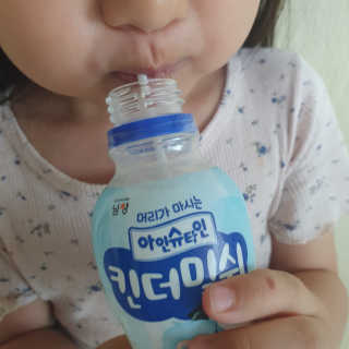 남양유업 [ 아인슈타인 ] 머리가 마시는 아인슈타인 킨더밀쉬 — 4점을 준 리뷰어가 2020년 7월 올린 사용 사진