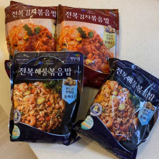바다는다웰빙이다 전복해물볶음밥/전복김치볶음밥 250g-4봉지 — 5점을 준 리뷰어가 2020년 11월 올린 사용 사진