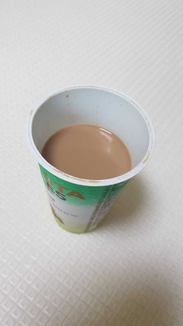 바리스타룰스 민트라임 라떼 리뷰 사진