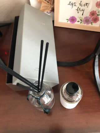레나스 프리미엄 아로마 디퓨저 200ml  [1SET] — 5점을 준 리뷰어가 2020년 10월 올린 사용 사진