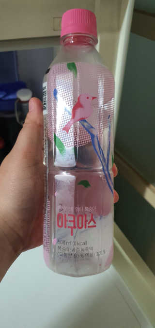 아쿠아스 플레이버워터 ★[아쿠아스] 복숭아 플레이버워터 1BOX 20개입★ — 5점을 준 리뷰어가 2020년 4월 올린 사용 사진