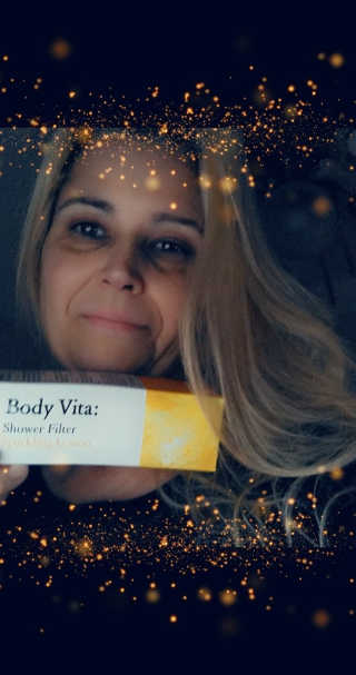 BodyVita 비타민 샤워 필터는 상태를 개선합니다 — 5점을 준 리뷰어가 2020년 10월 올린 사용 사진