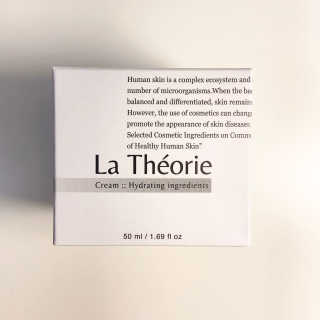 La Theorie Hydrating Ingredients | 하이드레이팅 인그레이디언츠 — 5점을 준 리뷰어가 2020년 5월 올린 사용 사진