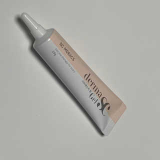 derma SC-Gel 더마에스씨 겔 20g — 5점을 준 리뷰어가 2020년 5월 올린 사용 사진