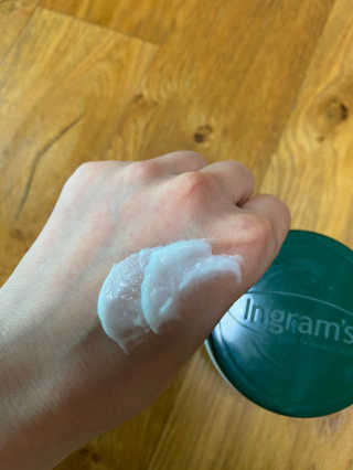 인그람스 캠퍼 크림 오리지널 300ml — 5점을 준 리뷰어가 2020년 4월 올린 사용 사진