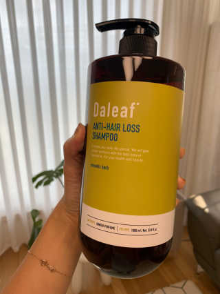 달리프 진저 베러 퍼퓸 탈모 완화 샴푸 1000ml 향 3종 — 4.5점을 준 리뷰어가 2020년 12월 올린 사용 사진
