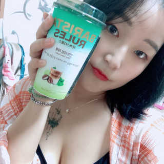 바리스타룰스 민트라임 라떼 — 5점을 준 리뷰어가 2020년 7월 올린 사용 사진