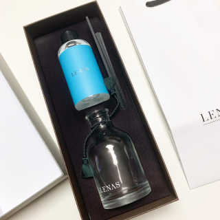 레나스 프리미엄 아로마 디퓨저 200ml  [1SET] — 3점을 준 리뷰어가 2020년 9월 올린 사용 사진