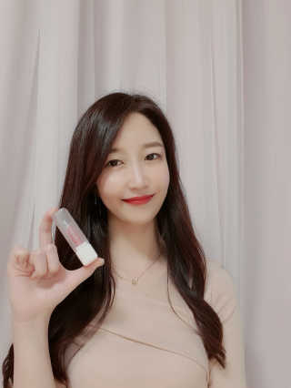 셀프코딩 코드 레드 소프트 립스틱 — 3점을 준 리뷰어가 2020년 7월 올린 사용 사진