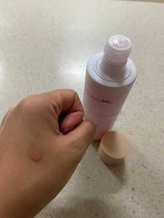 어글리프루프 에센스 스탑디어글리 레드모먼트 에센스 120ml — 3.5점을 준 리뷰어가 2020년 8월 올린 사용 사진
