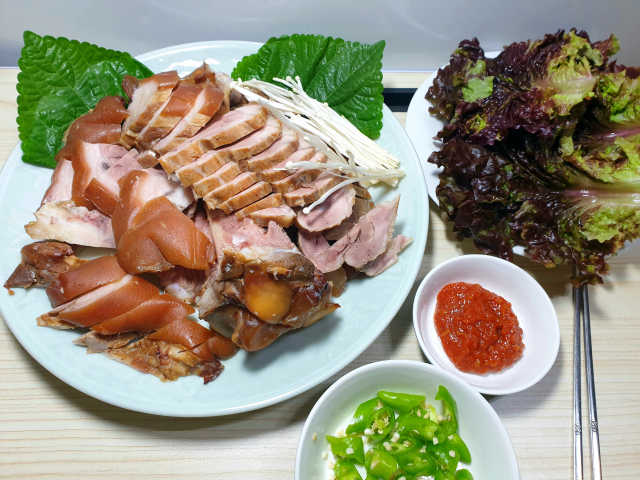 [달리살다] 국내산 무항생제, 겉바속촉 대자연의 학센 리뷰 사진