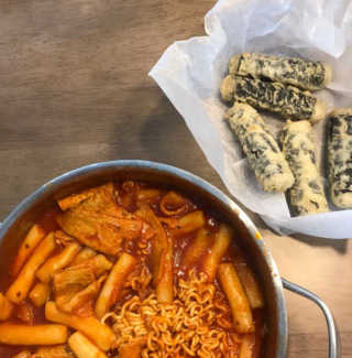 화곡미담 옛날 떡볶이 — 3점을 준 리뷰어가 2020년 5월 올린 사용 사진