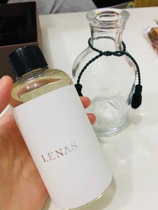 레나스 프리미엄 아로마 디퓨저 200ml  [1SET] — 4점을 준 리뷰어가 2020년 10월 올린 사용 사진