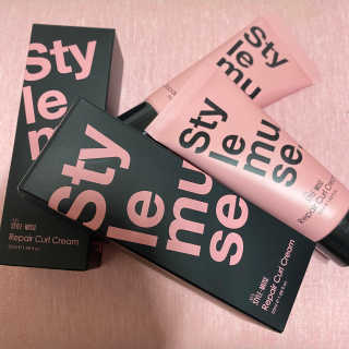 ATS스타일 뮤즈 ATS 스타일 뮤즈 리페어 컬 크림 50ml X 2EA — 4점을 준 리뷰어가 2020년 10월 올린 사용 사진