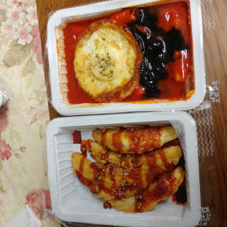 죠스떡볶이 [죠스푸드] 짜빠떡볶이+떡또그+범벅만두 신메뉴 3종 — 5점을 준 리뷰어가 2020년 4월 올린 사용 사진