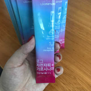 로그네이처 로그 차전자피+가르시니아 — 5점을 준 리뷰어가 2020년 5월 올린 사용 사진