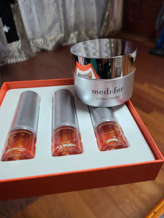 메디페르 [ 1+1 ] 루테인앰플세트 1개 + 루테인크림 50ml 1개 — 5점을 준 리뷰어가 2020년 11월 올린 사용 사진