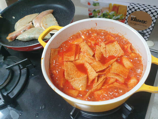 [심플리쿡]창화당떡볶이+모둠만두, 쫄면+굴림만두 SET 리뷰 사진