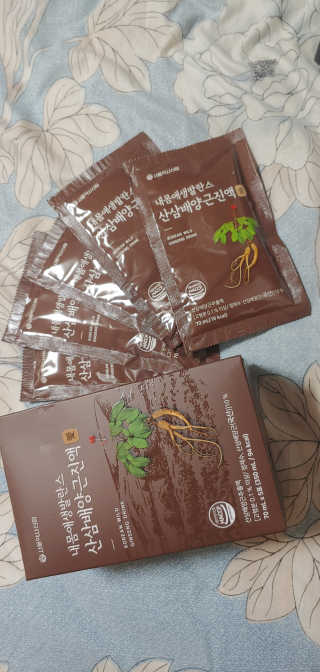 서울약사신협 약사신협_산삼배양근 진액_70ml x 30포 — 4점을 준 리뷰어가 2020년 9월 올린 사용 사진