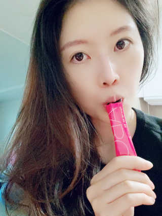 이너뷰티템, 니몸내몸 ABC 콜라겐 젤리스틱 14포 — 5점을 준 리뷰어가 2020년 11월 올린 사용 사진