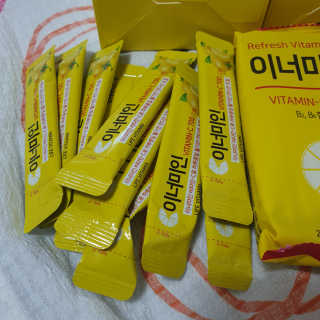 이너미인 VITAMIN-C 700 — 4.5점을 준 리뷰어가 2020년 8월 올린 사용 사진