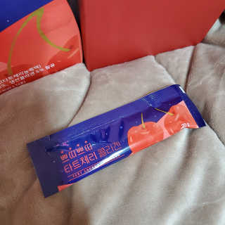 서울약사신협_쁘띠쁘띠타트체리콜라겐_20g x 14포 — 3.5점을 준 리뷰어가 2020년 12월 올린 사용 사진