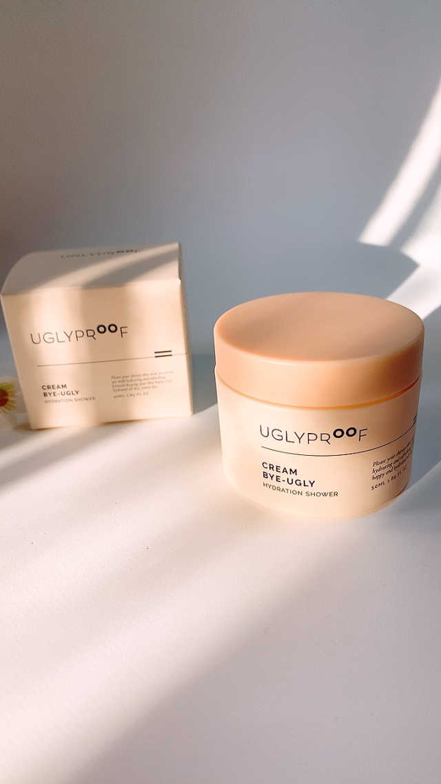 어글리프루프 크림 바이어글리 하이드레이션 샤워 50ml 리뷰 사진