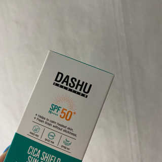 다슈코리아 다슈 솔루션 시카 쉴드 선스틱 — 4점을 준 리뷰어가 2020년 6월 올린 사용 사진