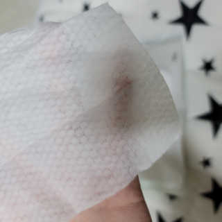 오브맘 밤 프리미엄 엠보싱 물티슈 70매 10개입 — 5점을 준 리뷰어가 2020년 12월 올린 사용 사진
