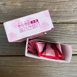 헬스업_쁘띠쁘띠석류콜라겐젤리_20g x 14포 — 5점을 준 리뷰어가 2020년 10월 올린 사용 사진