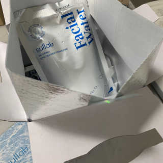 [설랩] 클렌징워터 세안수 500ml x 6팩 — 3.5점을 준 리뷰어가 2020년 9월 올린 사용 사진