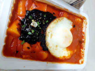 죠스떡볶이 [죠스푸드] 짜빠떡볶이+떡또그+범벅만두 신메뉴 3종 — 5점을 준 리뷰어가 2020년 5월 올린 사용 사진