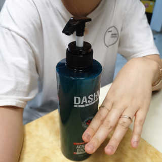 다슈코리아 다슈 데일리 아크네 릴렉스 바디워시 500ml — 5점을 준 리뷰어가 2020년 7월 올린 사용 사진