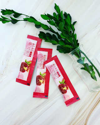 헬스업_쁘띠쁘띠석류콜라겐젤리_20g x 14포 — 5점을 준 리뷰어가 2020년 7월 올린 사용 사진