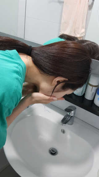바베 BABE 바베 미셀라 젤 클렌저 — 5점을 준 리뷰어가 2020년 6월 올린 사용 사진