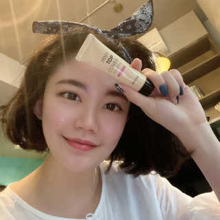 제니코코 JANYCOCO 제니 탑 커버 파운데이션 / 워터 프루프 — 5점을 준 리뷰어가 2020년 10월 올린 사용 사진