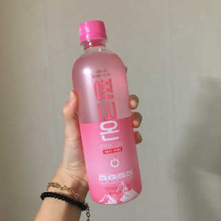 [활력충전 이온음료] 히말라야 핑크솔트를 담은 핑크온 — 5점을 준 리뷰어가 2020년 10월 올린 사용 사진