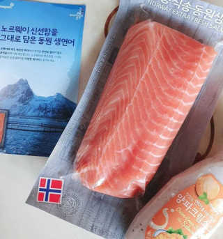 동원산업 항공직송 동원생연어_400g — 4.5점을 준 리뷰어가 2020년 5월 올린 사용 사진