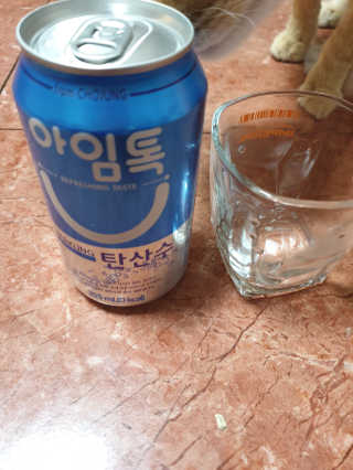 일화 아임톡 탄산수 355ml X 24캔 — 5점을 준 리뷰어가 2020년 4월 올린 사용 사진