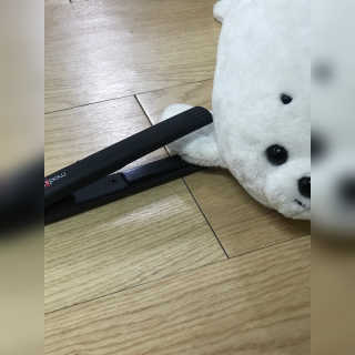 모즈헤어 휴대용 미니 고데기 — 4.5점을 준 리뷰어가 2020년 11월 올린 사용 사진