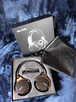 SEVIZ Bluetooth Headphones 10 3color — 5점을 준 리뷰어가 2020년 6월 올린 사용 사진