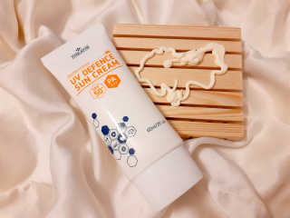 트리티스 US [TREATIS] UV Defence Sun Cream PA+++ / SPF50+ — 5점을 준 리뷰어가 2020년 10월 올린 사용 사진