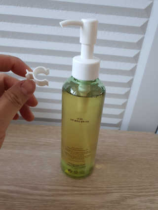 스킨큐어 산다화 순한 클렌징 동백 오일 200ml — 5점을 준 리뷰어가 2020년 5월 올린 사용 사진