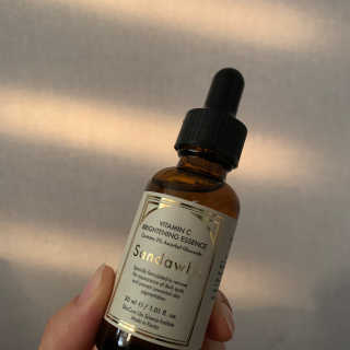 [스킨큐어] 산다화 비타민C 화이트닝 에센스 30ml — 4점을 준 리뷰어가 2020년 4월 올린 사용 사진
