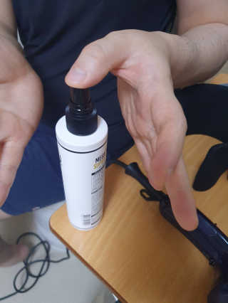 다슈코리아 다슈 포 맨 프리미엄 메가 홀드 슈퍼 스프레이 250ml — 5점을 준 리뷰어가 2020년 6월 올린 사용 사진