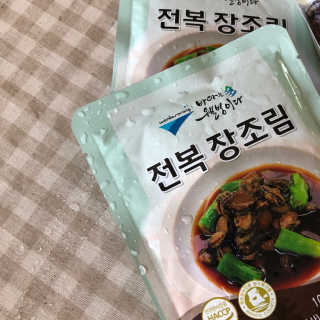 바다는다웰빙이다 완도사랑 전복죽 250g - 2팩 + 전복장조림 2팩 — 3.5점을 준 리뷰어가 2020년 8월 올린 사용 사진