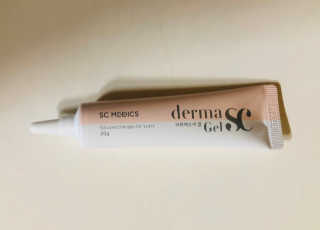 derma SC-Gel 더마에스씨 겔 20g — 4.5점을 준 리뷰어가 2020년 4월 올린 사용 사진