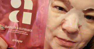 Avajar A-Solution 마스크 — 5점을 준 리뷰어가 2020년 12월 올린 사용 사진